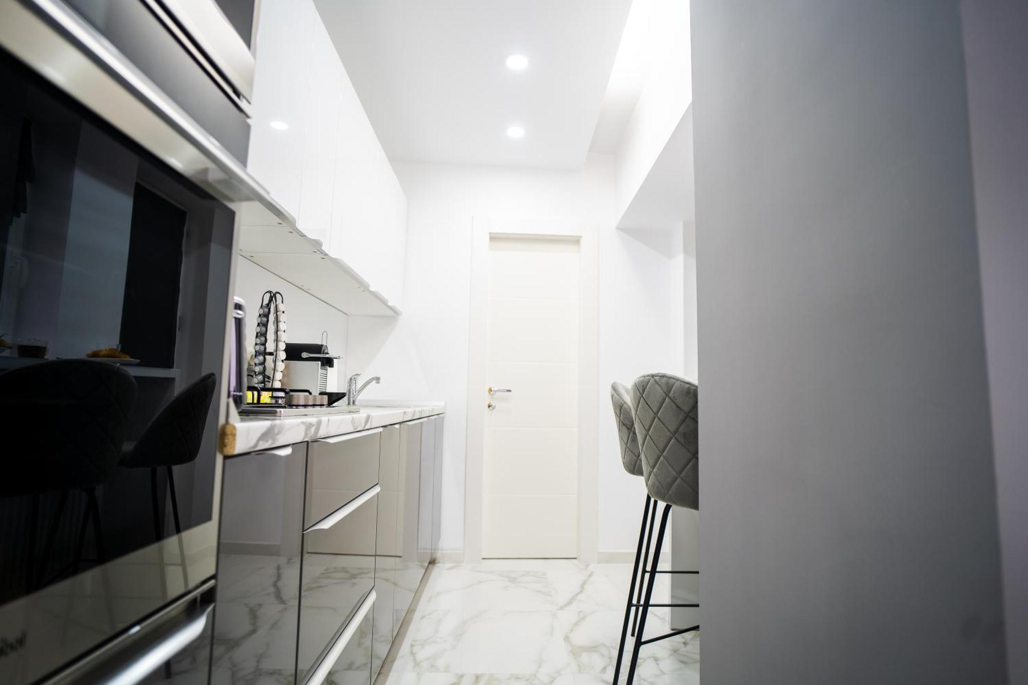Top Location - Contemporary Parliament View - 2Br Bucharest Luaran gambar